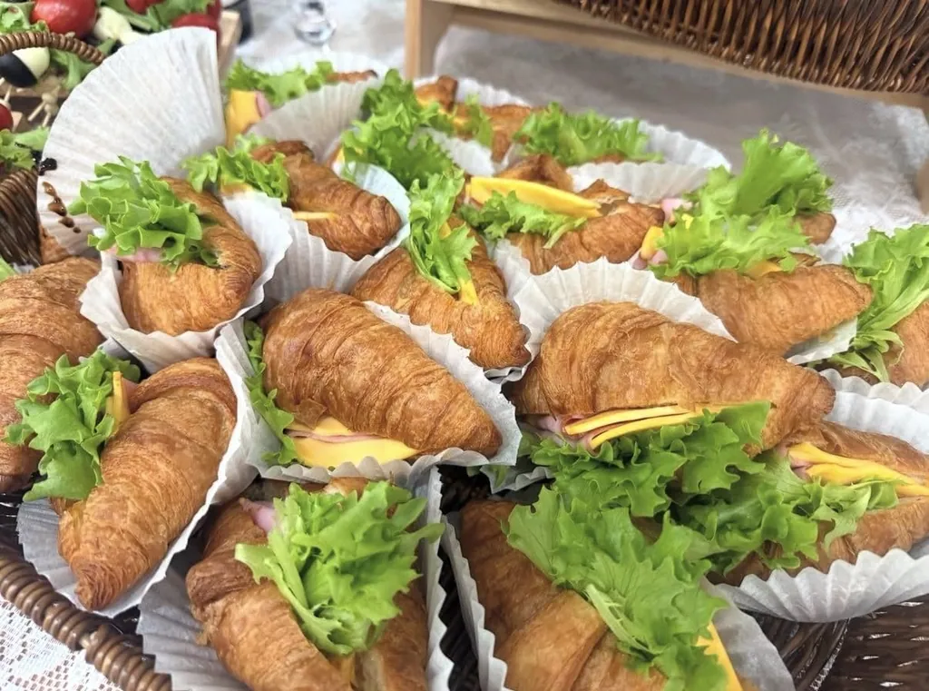 크로와상 샌드위치 케이터링